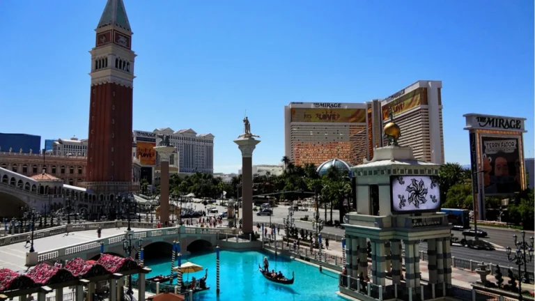 Vegas Tourism